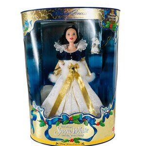 Barbie Holiday Princess Walt Disney's Snow White and the Seven Dwarfs
